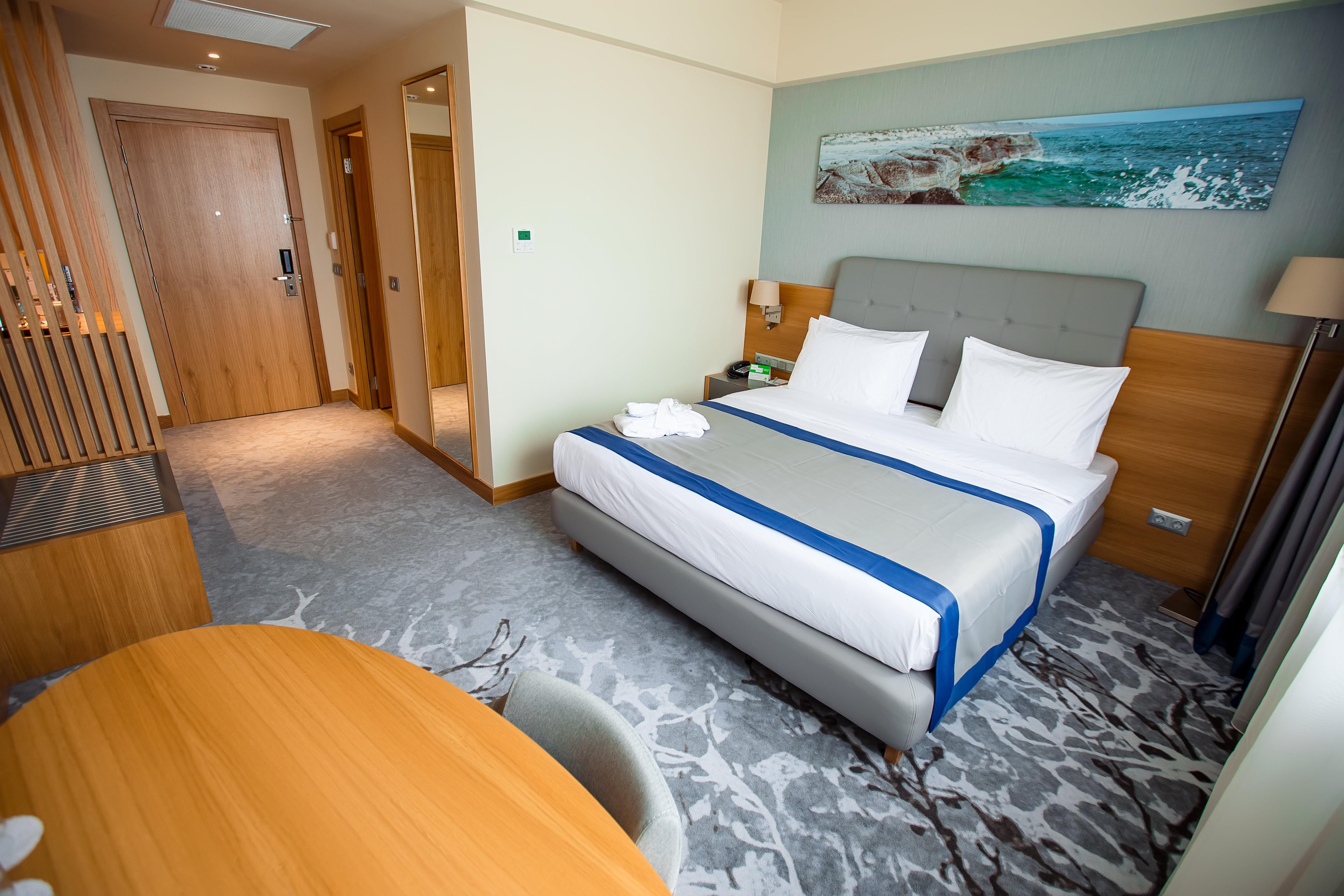Holiday Inn - Aktau - Seaside By Ihg Exteriér fotografie