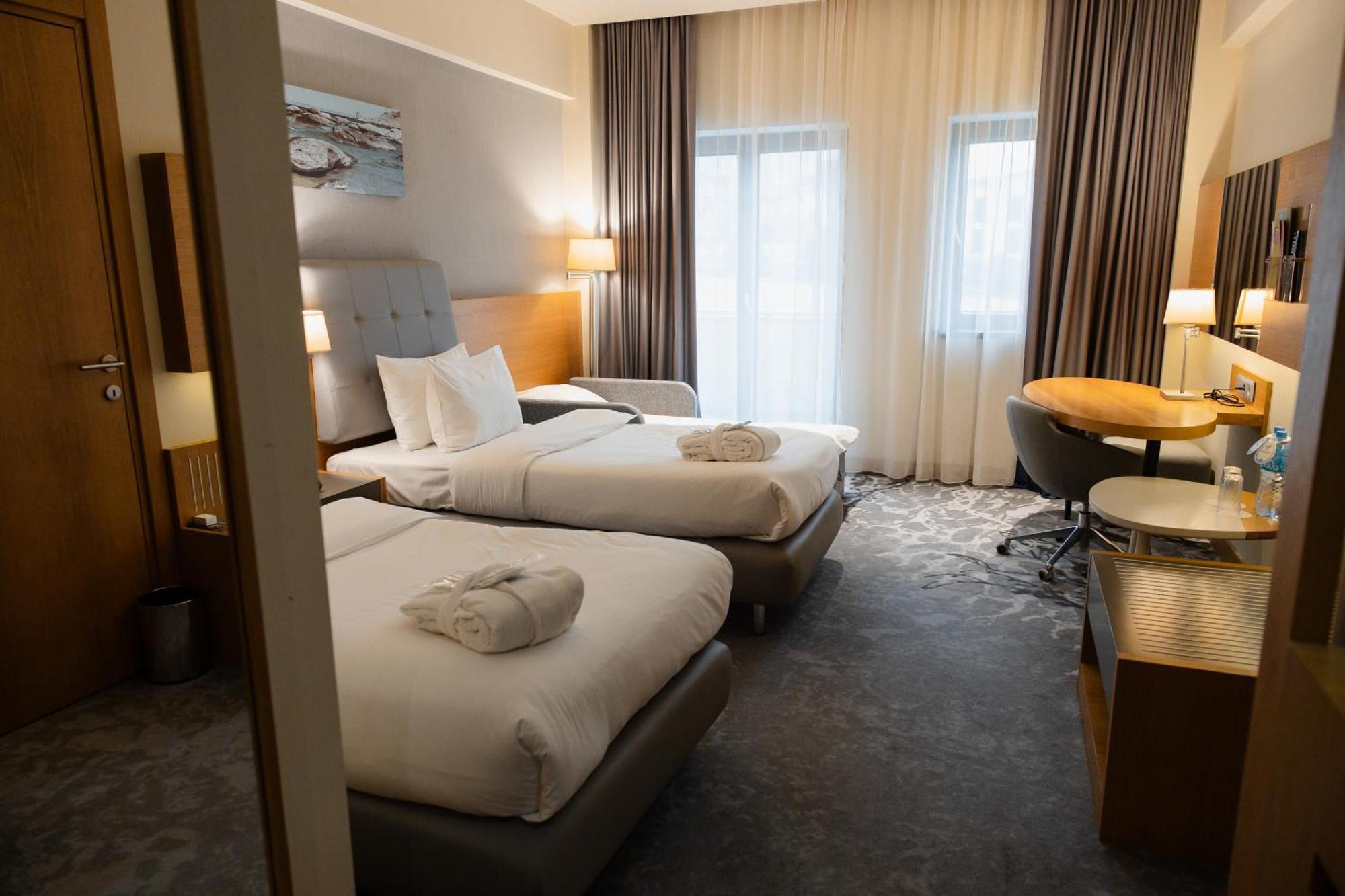 Holiday Inn - Aktau - Seaside By Ihg Exteriér fotografie