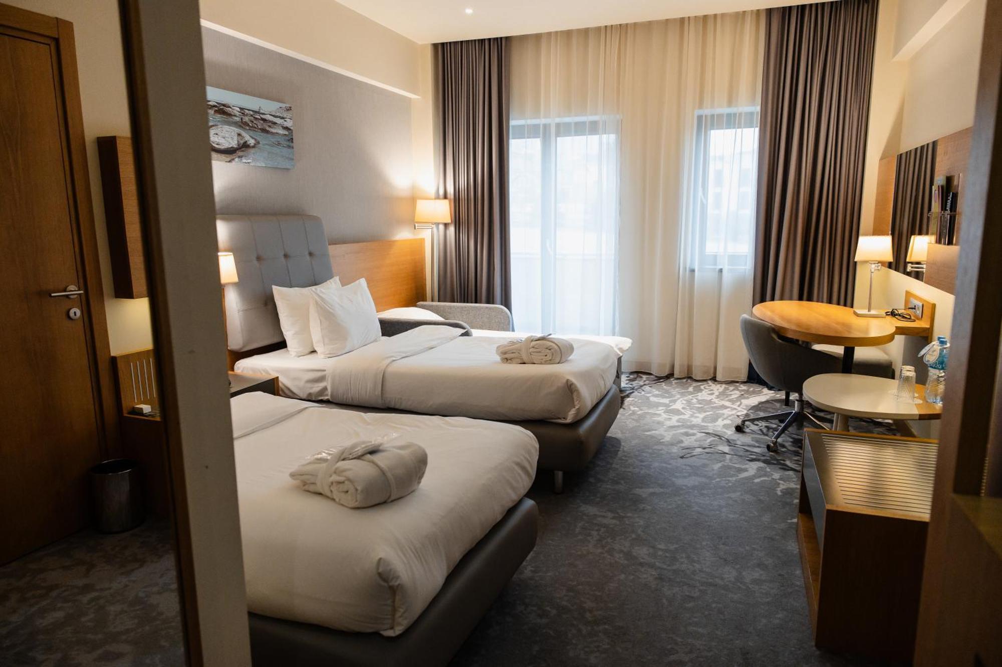Holiday Inn - Aktau - Seaside By Ihg Exteriér fotografie