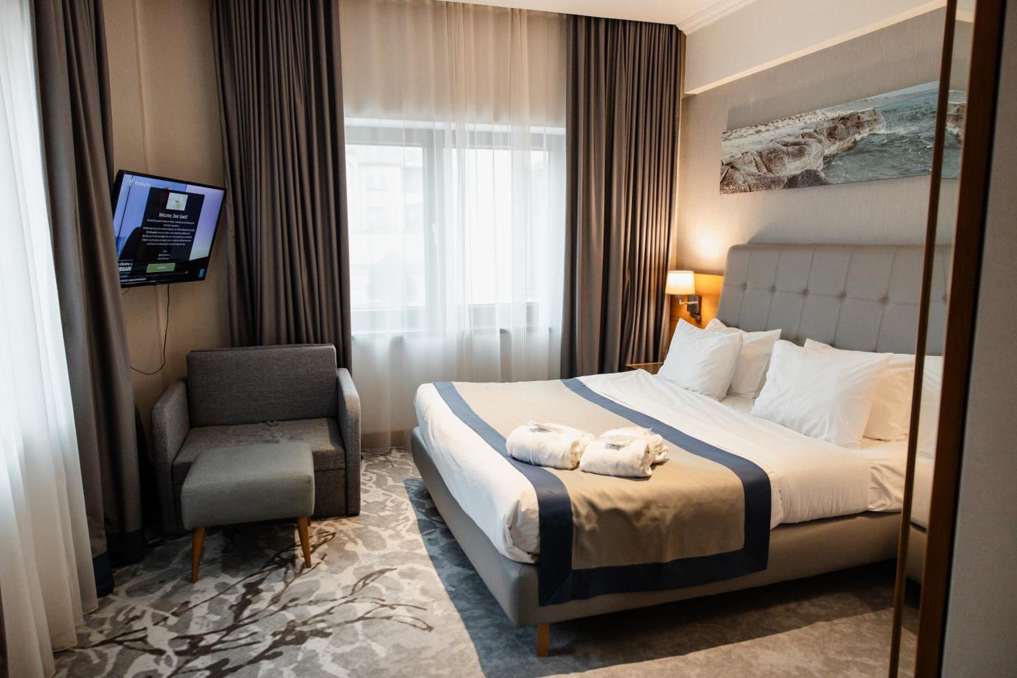 Holiday Inn - Aktau - Seaside By Ihg Exteriér fotografie
